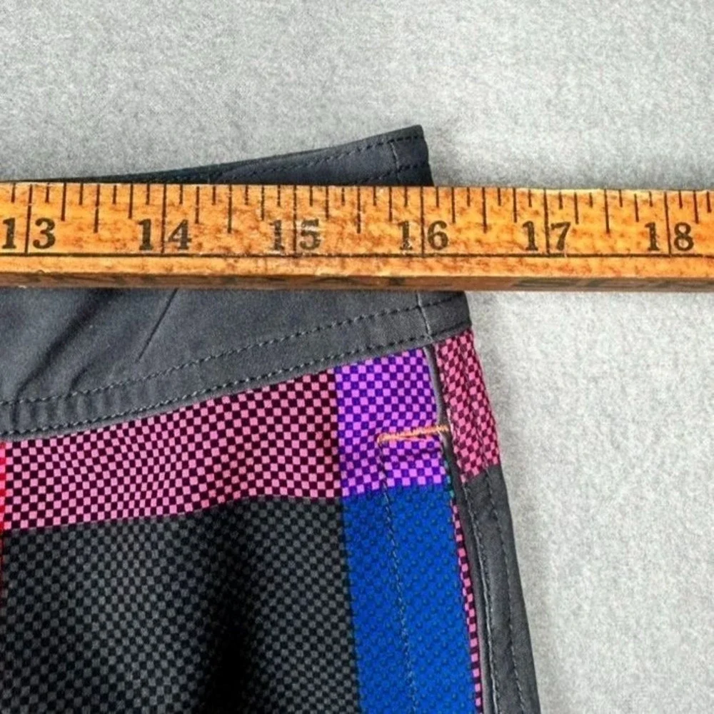 American Eagle Board Shorts Mens Medium Multicolor Plaid Swim Trunks Surf Berach
